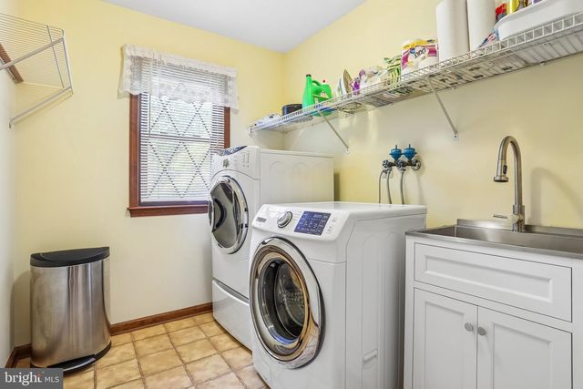 642 FRIAR DR, Yardley, PA 19067