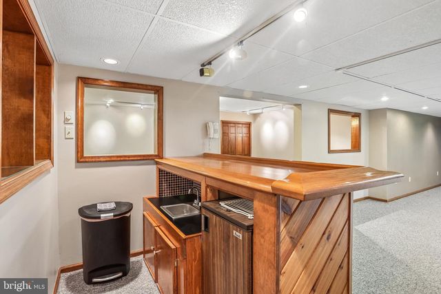 642 FRIAR DR, Yardley, PA 19067