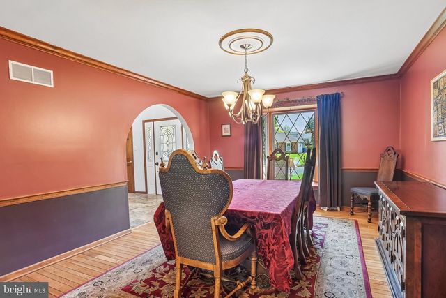 642 FRIAR DR, Yardley, PA 19067