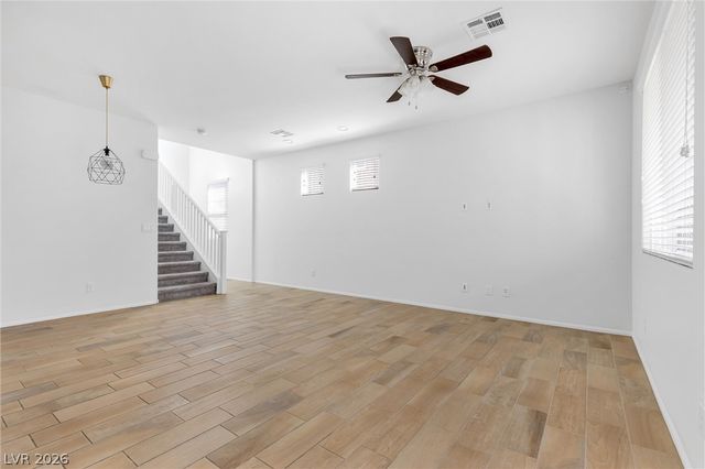 8076 Satin Carnation Lane, Las Vegas, NV 89166