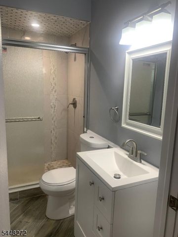 160 Brill St, Newark City, NJ 07105