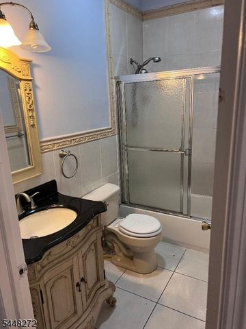 160 Brill St, Newark City, NJ 07105