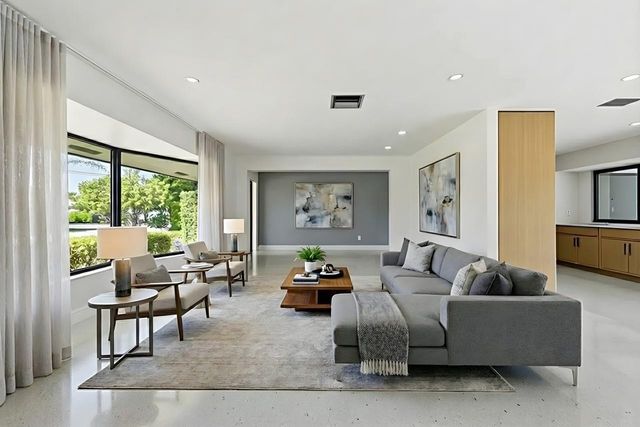 3420 NE 26th Avenue, Lighthouse Point, FL 33064