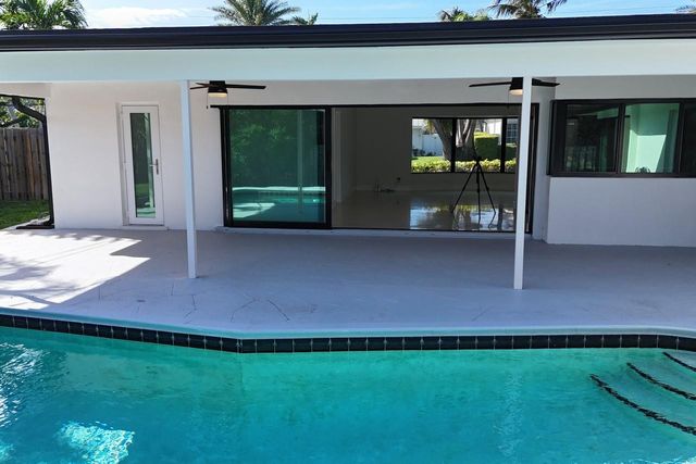 3420 NE 26th Avenue, Lighthouse Point, FL 33064