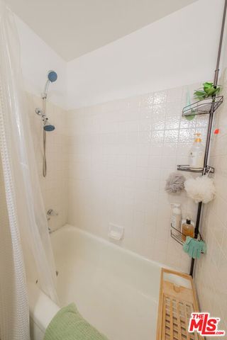 20737 Roscoe Boulevard 704, Winnetka (los Angeles), CA 91306