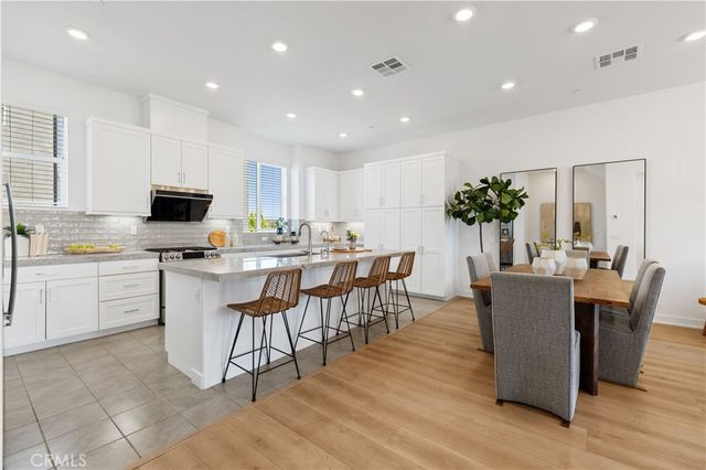 253 Sash, Irvine, CA 92618
