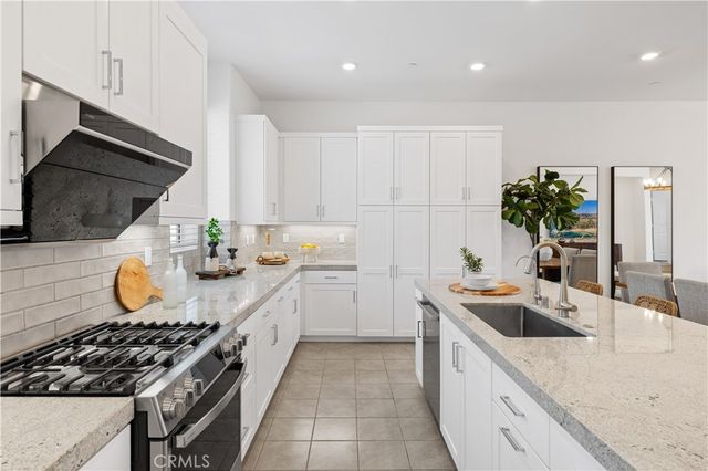 253 Sash, Irvine, CA 92618