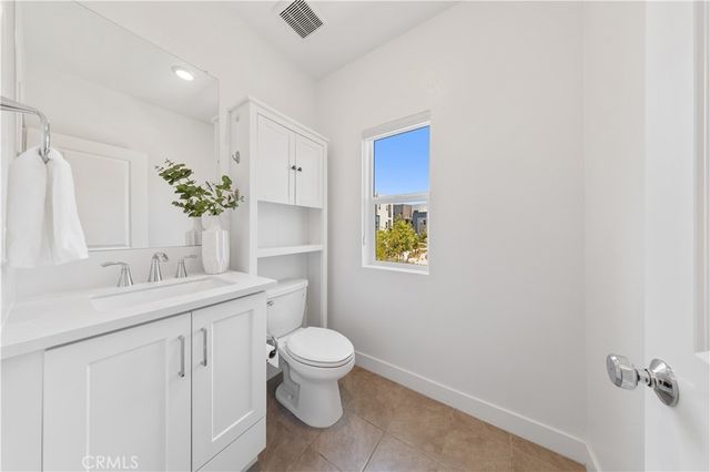 253 Sash, Irvine, CA 92618