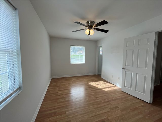 5828 Lazy River Drive, Dallas, TX 75241