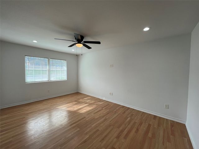 5828 Lazy River Drive, Dallas, TX 75241