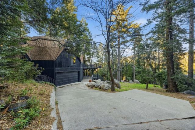 1349 Valley View, Crestline, CA 92325