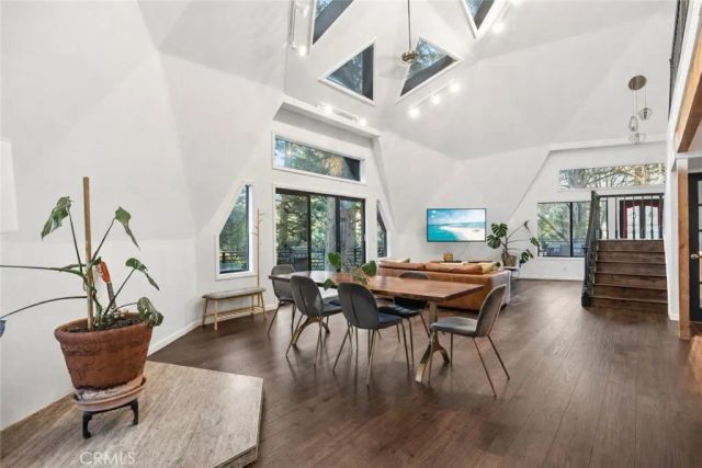 1349 Valley View, Crestline, CA 92325