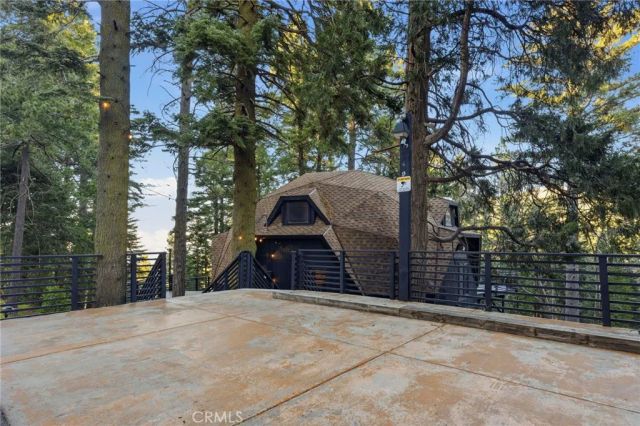 1349 Valley View, Crestline, CA 92325