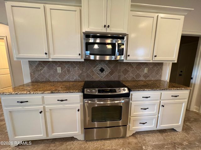 204 Crenshaw Drive, Lafayette, LA 70508