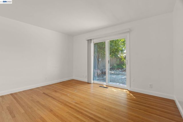 921 Rock Ave, Fremont, CA 94536