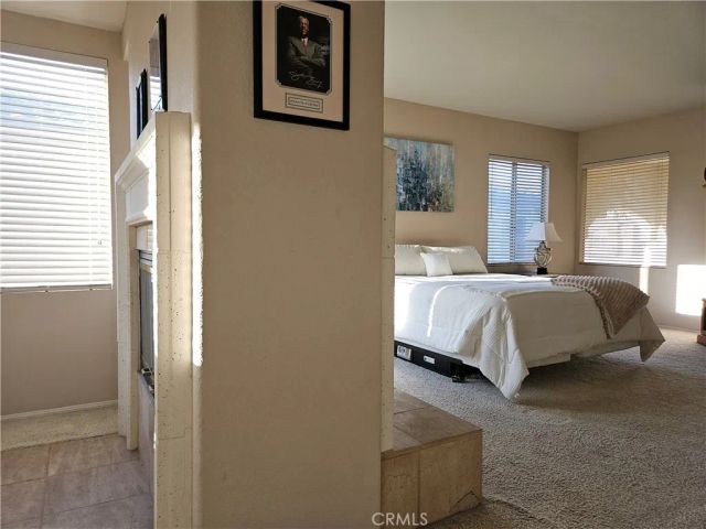 1050 Ginger Circle, Corona, CA 92879