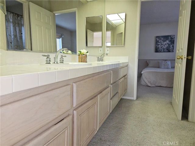 1050 Ginger Circle, Corona, CA 92879