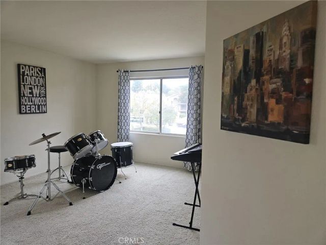 1050 Ginger Circle, Corona, CA 92879
