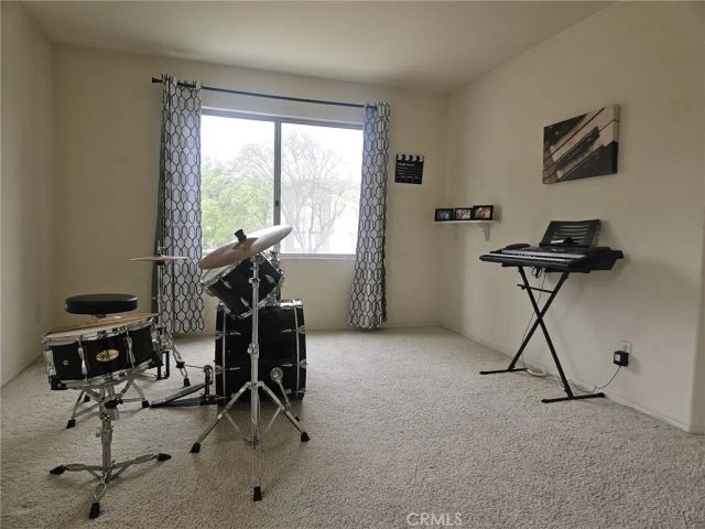 1050 Ginger Circle, Corona, CA 92879