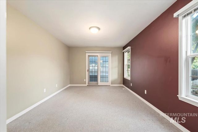 885 Aspen Place, Mountain Home, ID 83647