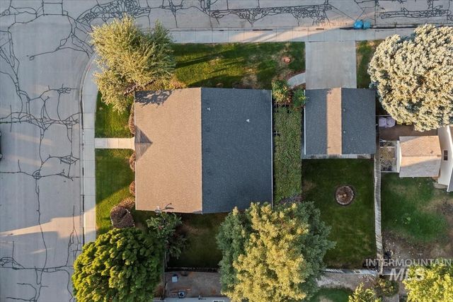 885 Aspen Place, Mountain Home, ID 83647