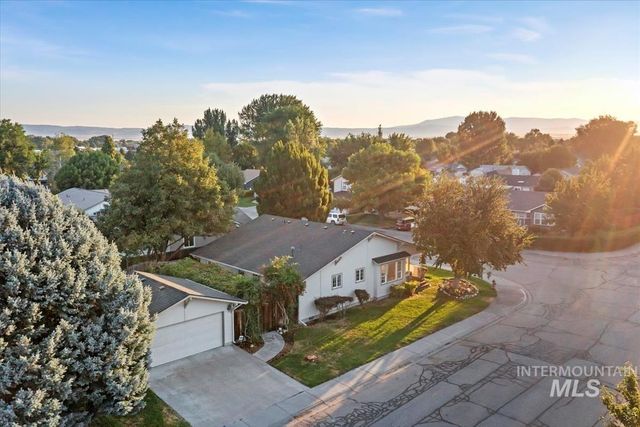 885 Aspen Place, Mountain Home, ID 83647