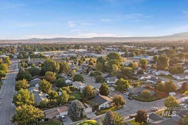 885 Aspen Place, Mountain Home, ID 83647
