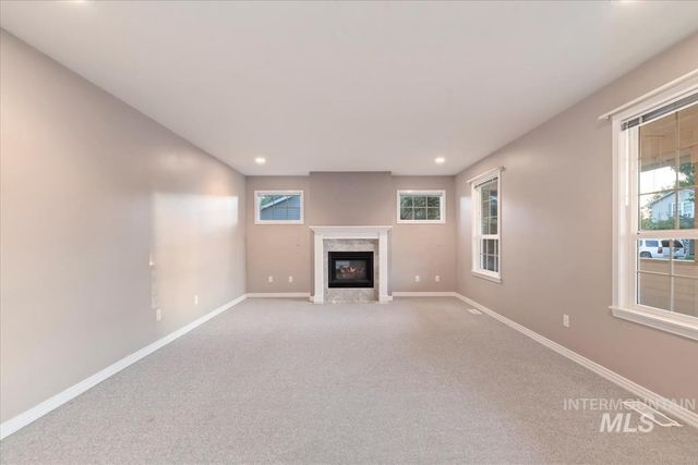 885 Aspen Place, Mountain Home, ID 83647