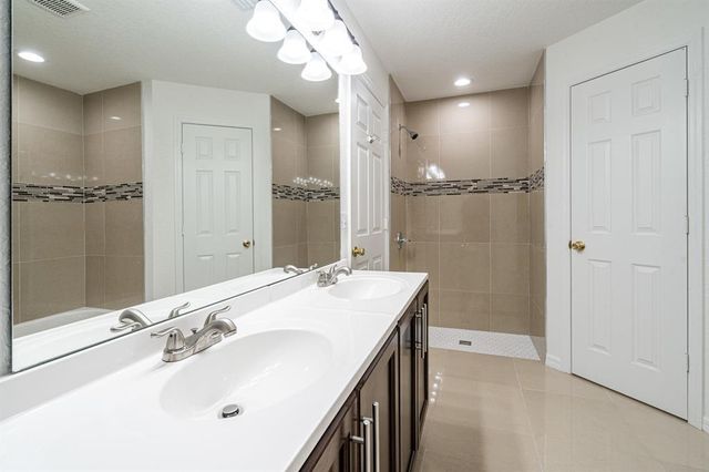 986 SW Romaine Lane, Port St. Lucie, FL 34953