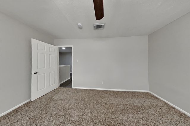 10834 Glenora Drive, Houston, TX 77065