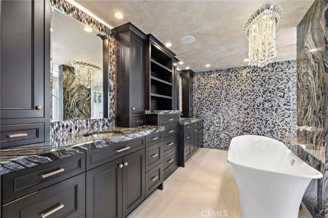 27 Emerald, Laguna Niguel, CA 92677