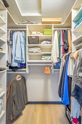 4058 Wilshire Circle 48, Shoreview, MN 55126