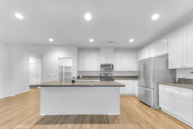 996 Forster Court, Hemet, CA 92543
