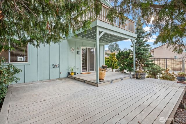 1074 Corum Circle, East Wenatchee, WA 98802