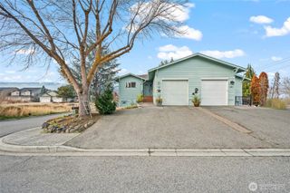 1074 Corum Circle, East Wenatchee, WA 98802