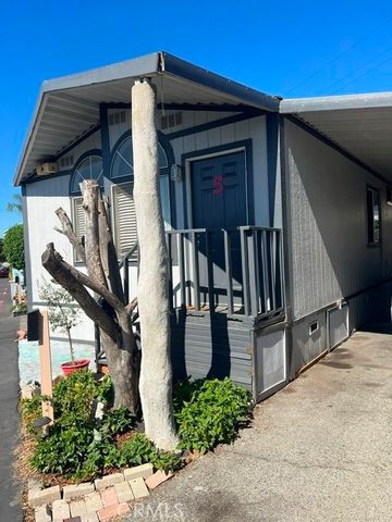 830 S AZUSA 5, Azusa, CA 91702