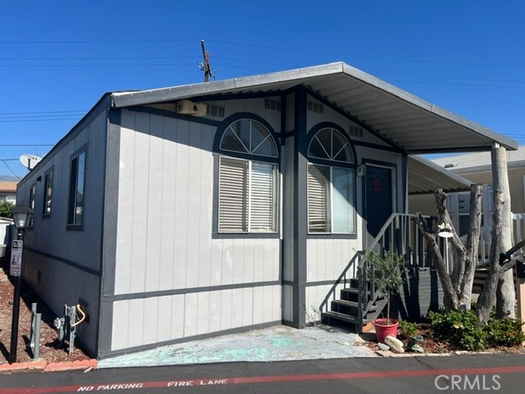 830 S AZUSA 5, Azusa, CA 91702