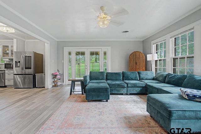 5503 Victory Drive, Marshall, TX 75672