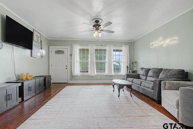 5503 Victory Drive, Marshall, TX 75672