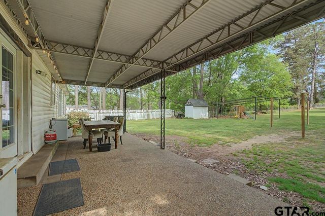 5503 Victory Drive, Marshall, TX 75672