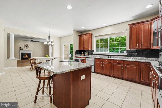 19 CRESCENT LINKS DR, North East, MD 21901