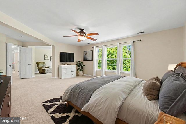 19 CRESCENT LINKS DR, North East, MD 21901