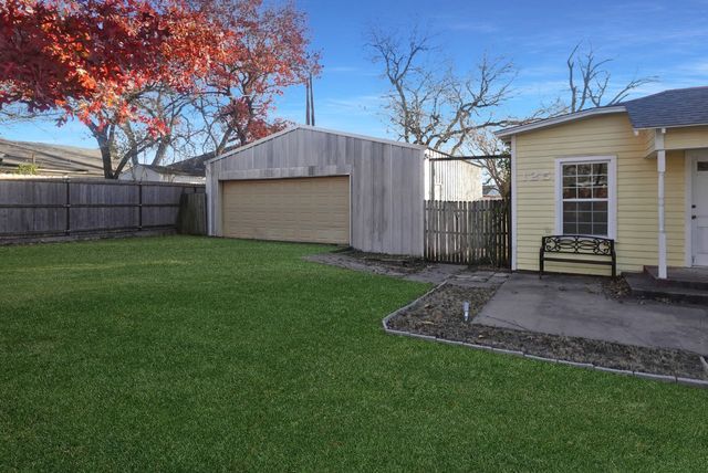 125 W Mesquite, Dublin, TX 76446