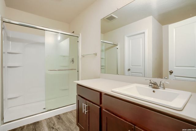1602 Sunset St, Seguin, TX 78155