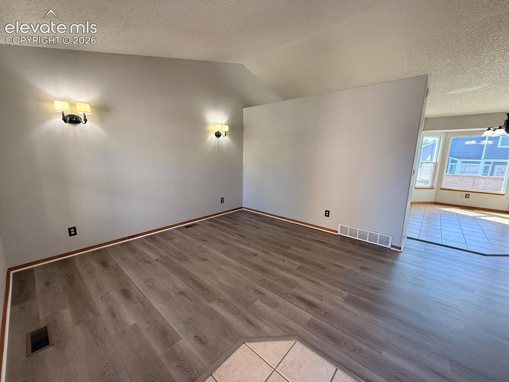 7042 Grand Prairie Drive, Colorado Springs, CO 80923 — photo 3