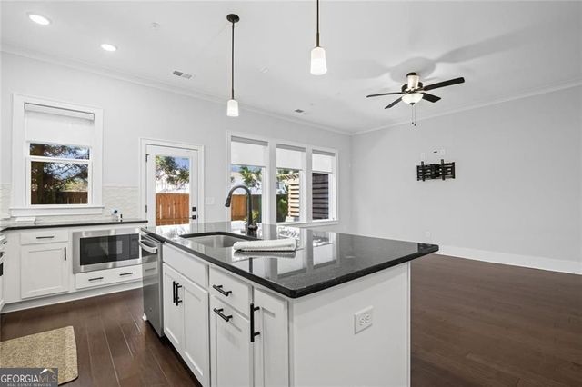 2517 Oakbourne Lane, Smyrna, GA 30080