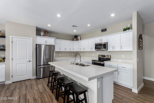 8944 W CENTURY Drive, Arizona City, AZ 85123