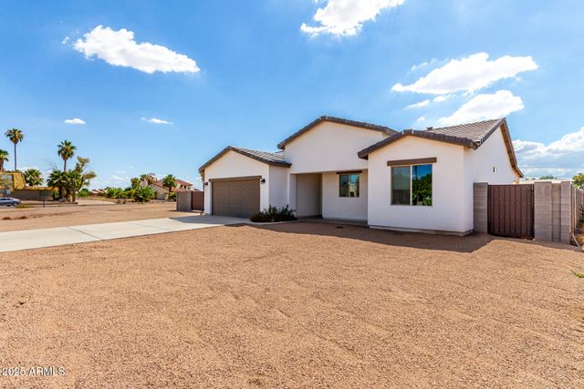 8944 W CENTURY Drive, Arizona City, AZ 85123