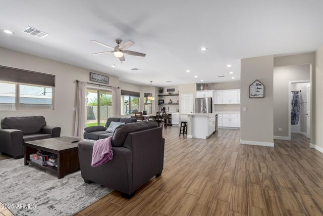 8944 W CENTURY Drive, Arizona City, AZ 85123