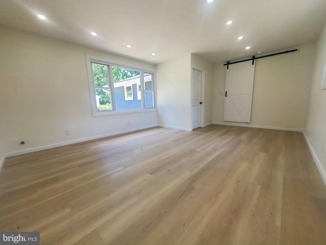520 W VIRGINIA RD, Browns Mills, NJ 08015